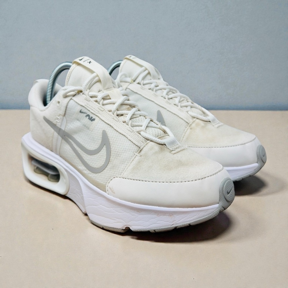 Nike Air Max INTRLK Women's Size 9 Shoes Stacked DQ2904-100 Comfort Outdoor